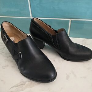 LifeStride Black Women's Shoes 10 2" Heel Pre-Owned in Good Condition